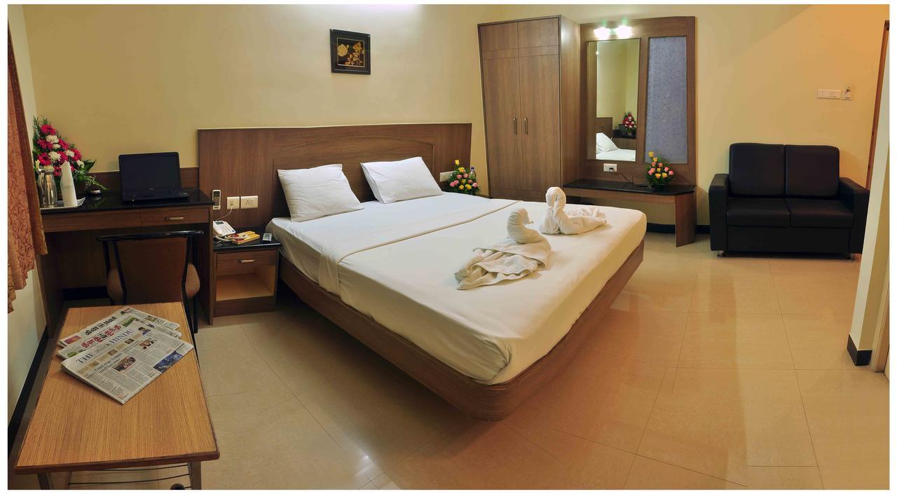 Sk Residency Hotel Коимбаторе Екстериор снимка