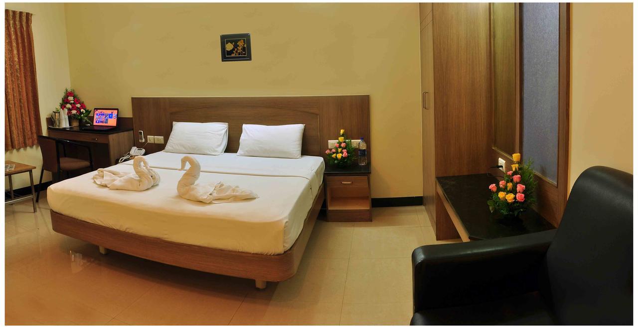 Sk Residency Hotel Коимбаторе Екстериор снимка